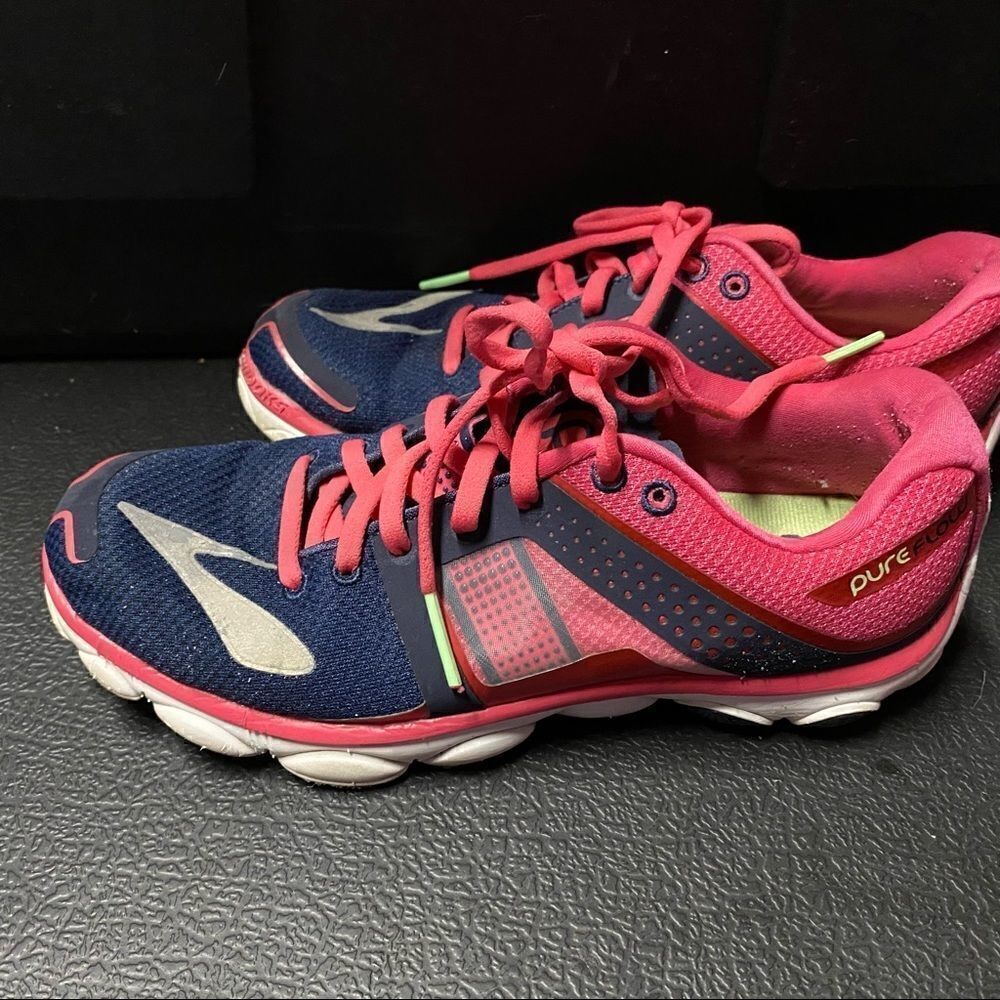 Brooks Pureflow running sneakers